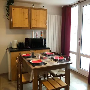  Appartement Petit Confort Les 2 Alpes Résidence Arc En Ciel Près Des Pistes